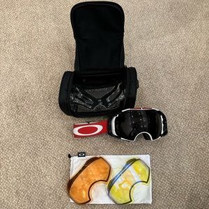 Oakley Airbrake “USA” red & grey Snow Goggles plus 2 new lenses